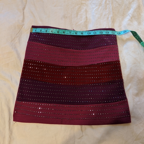 Purple striped bodycon mini skirt - Picture 4 of 5